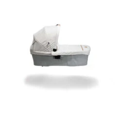 Joie Pack Trio Poussette Finiti Signature Oyster + Siège Auto I-gemm 3 Pebble + Nacelle Ramble Signature Xl Oyster 25 Joie Pack Trio Poussette Finiti Signature Oyster + Siège Auto I-gemm 3 Pebble + Nacelle Ramble Signature Xl Oyster -Joie Poussette Promos Boutique ji041235232 11